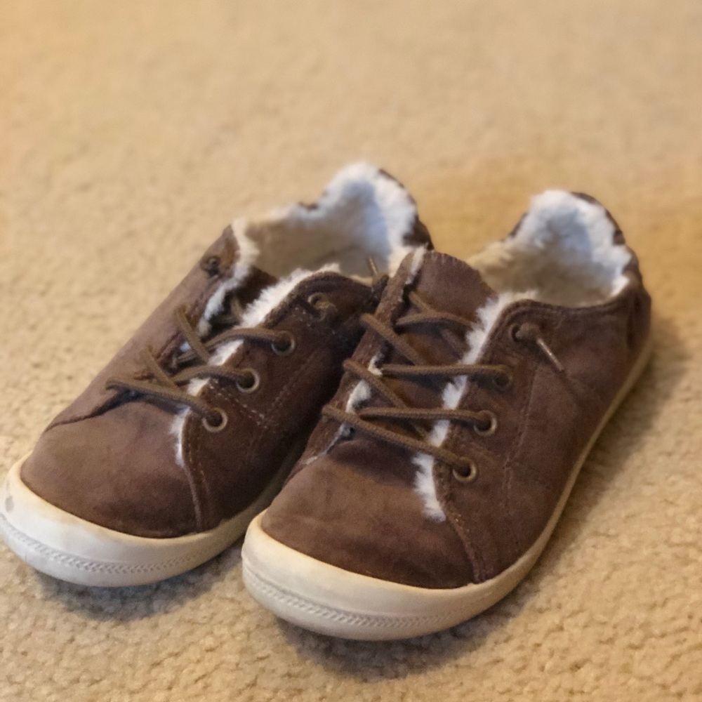 Women’s Shoes